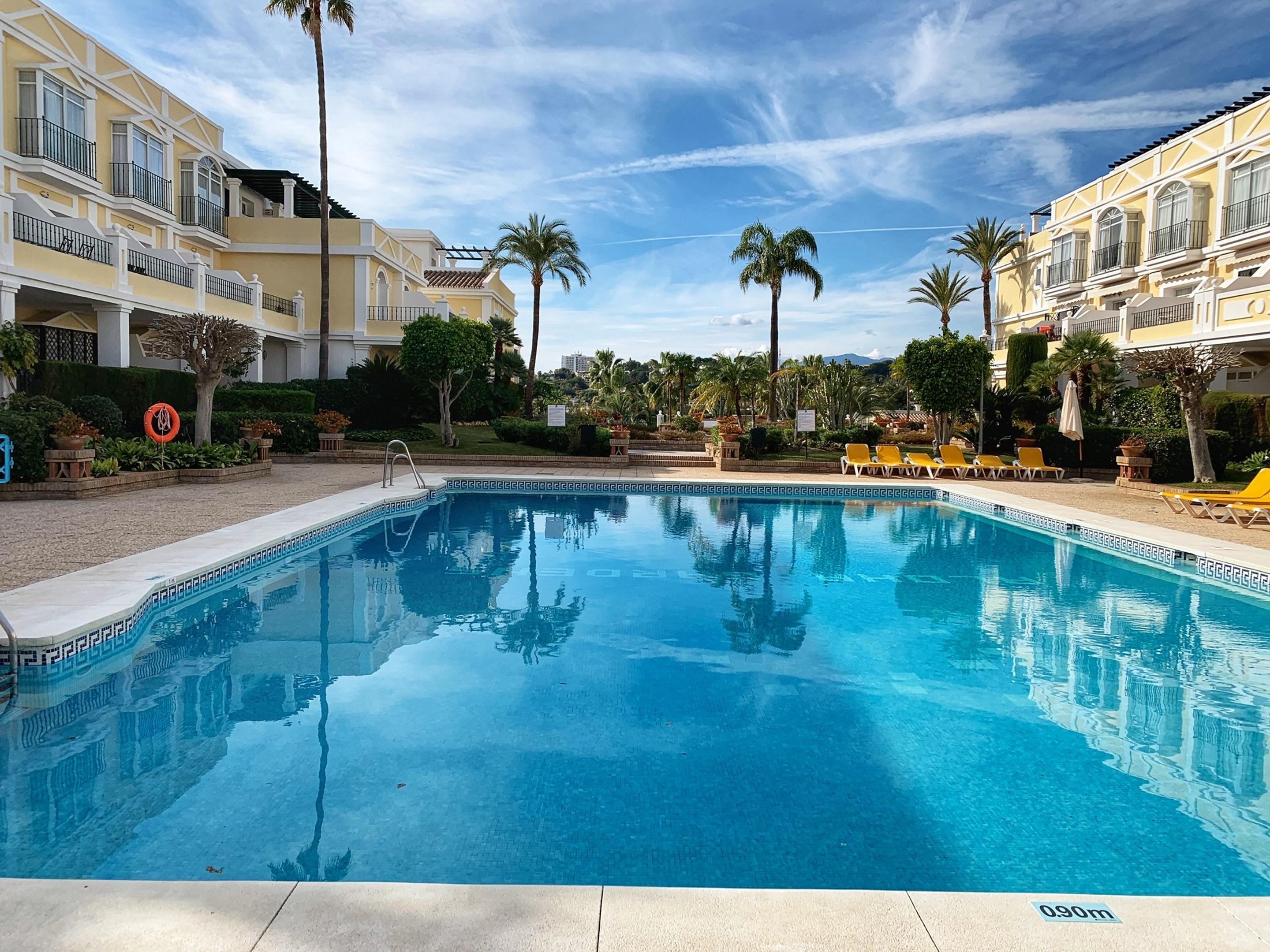 דירות מארבלה Aloha Gardens By Vacation Care מראה חיצוני תמונה